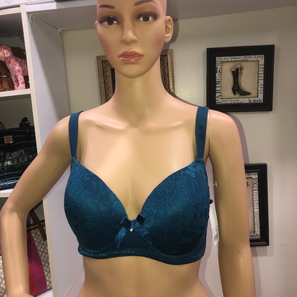 Bella NWT! 1610 Green Floral Embroidered Bra